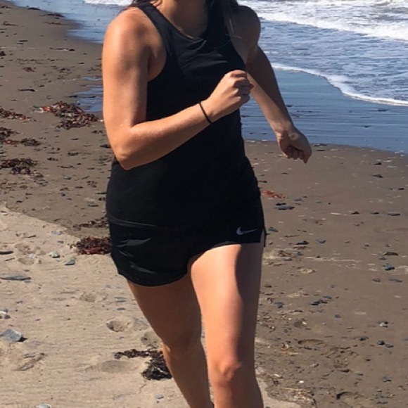 Lululemon High-Neck Racerback Top (Tank top) - Picture 3 of 5
